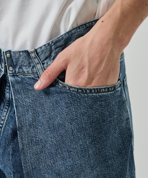 JOHN LAWRENCE SULLIVAN（ジョンローレンスサリバン）の「【JOHN LAWRENCE SULLIVAN】WASHED DENIM WIDE PANTS（デニムパンツ・メンズ・ブラック/インディゴブルー・44/46）」の17枚目の写真