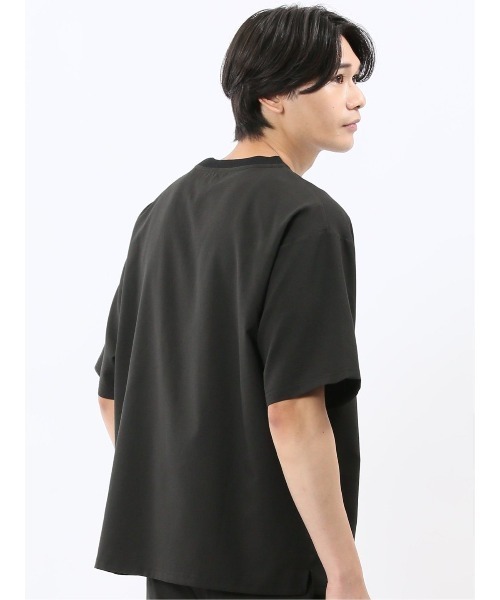 m.f.editorial（エムエフエディトリアル）の「【ストレッチ 吸水速乾 防シワ】m.f.エディトリアル メンズ circle motion air2 クルー 半袖 Tシャツ(セットアップ可能)（Tシャツ/カットソー・メンズ・グレー系その他2/ブラック・MEDIUM/LARGE）」の7枚目の写真