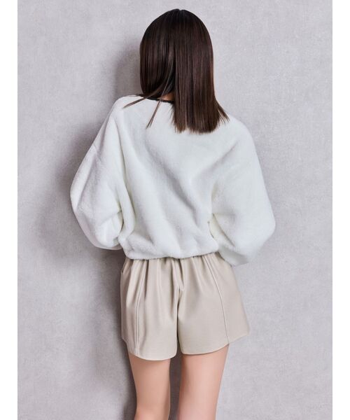 GYDA(ジェイダ)の「GG ECO FURショートトップス(Tシャツ/カットソー・レディース・ピンク/ベージュ/オフホワイト/ブラック・FREE)」の15枚目の写真