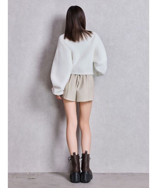 GYDA(ジェイダ)の「GG ECO FURショートトップス(Tシャツ/カットソー・レディース・ピンク/ベージュ/オフホワイト/ブラック・FREE)」の17枚目の写真