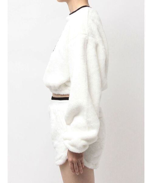 GYDA(ジェイダ)の「GG ECO FURショートトップス(Tシャツ/カットソー・レディース・ピンク/ベージュ/オフホワイト/ブラック・FREE)」の19枚目の写真
