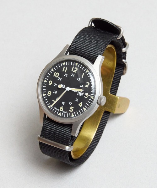 COMMON WARE(コモンウェアー)の「Naval military watch Mil.-01C US Army Type(アナログ腕時計・メンズ・ブラック/ブラック系その他/カーキ・FREE)」の2枚目の写真