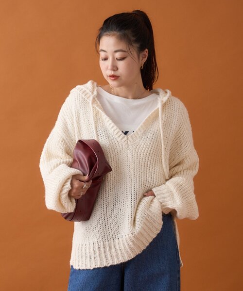 CIAOPANIC TYPY(チャオパニックティピー)の「メランジVネックニットフーディー(ニット/セーター・レディース・サックスブルー/イエロー/チャコールグレー/オフホワイト/ピンク・ONE SIZE)」の10枚目の写真