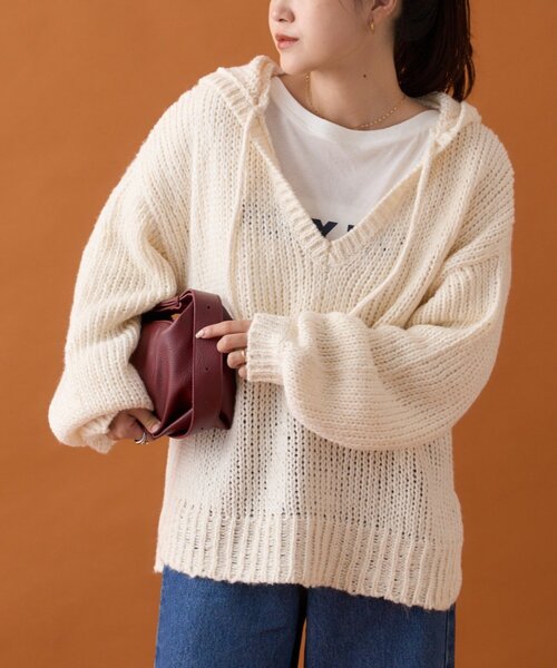 CIAOPANIC TYPY(チャオパニックティピー)の「メランジVネックニットフーディー(ニット/セーター・レディース・サックスブルー/イエロー/チャコールグレー/オフホワイト/ピンク・ONE SIZE)」の11枚目の写真