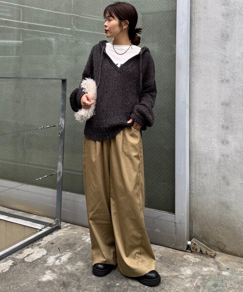 CIAOPANIC TYPY(チャオパニックティピー)の「メランジVネックニットフーディー(ニット/セーター・レディース・サックスブルー/イエロー/チャコールグレー/オフホワイト/ピンク・ONE SIZE)」の19枚目の写真
