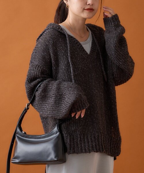 CIAOPANIC TYPY(チャオパニックティピー)の「メランジVネックニットフーディー(ニット/セーター・レディース・サックスブルー/イエロー/チャコールグレー/オフホワイト/ピンク・ONE SIZE)」の21枚目の写真