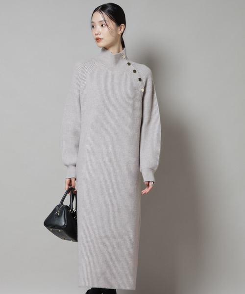 NANO universe（ナノユニバース）の「釦ディティールニットワンピース（ワンピース・レディース・グレー/ベージュ/ネイビー・FREE）」の6枚目の写真
