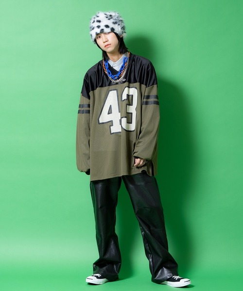 a.p.o.v.(エーピーオービー)の「a.p.o.v. ナンバリング&ロゴ刺繍ラインアームメッシュコンビゲームジャージ(Tシャツ/カットソー・メンズ・ベージュ/カーキ・ONESIZE)」の4枚目の写真