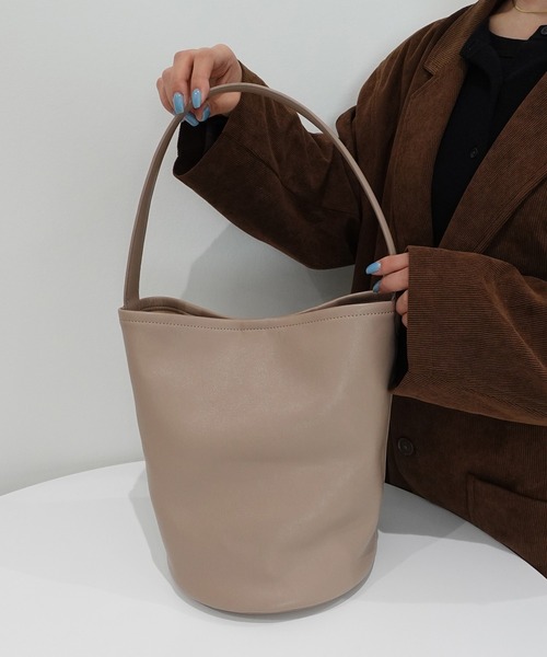 INTER FACTORY(インターファクトリー)の「あわのさえこ - 巾着付き3wayバケツトートバッグ made in INTER FACTORY(ハンドバッグ・レディース・グレイッシュベージュ/ブラック・FREE)」の15枚目の写真