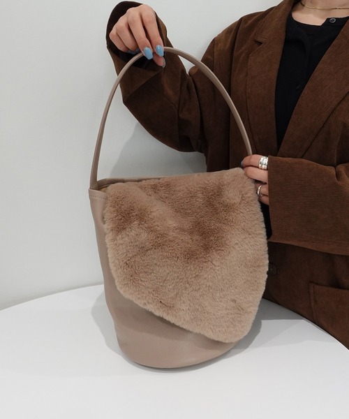 INTER FACTORY(インターファクトリー)の「あわのさえこ - 巾着付き3wayバケツトートバッグ made in INTER FACTORY(ハンドバッグ・レディース・グレイッシュベージュ/ブラック・FREE)」の20枚目の写真