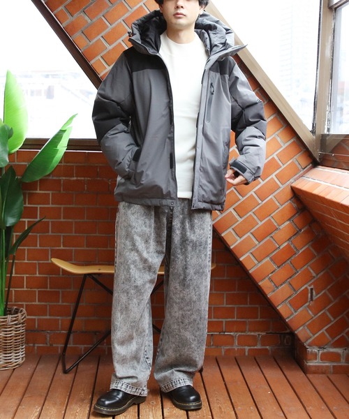 ８(eight)（エイト）の「中綿 切替ジャケット（ダウンジャケット/コート・メンズ・チャコール/ベージュ/ブラック・MEDIUM/X-LARGE/LARGE）」の20枚目の写真