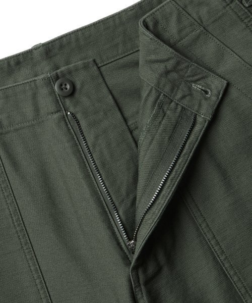 MUSINSA STANDARD（ムシンサスタンダード）の「ワイドレプリカファティーグパンツ[カーキ]（その他パンツ・メンズ・その他・26/33/34/36/38/40/42/27/28/29/30/31/32）」の4枚目の写真