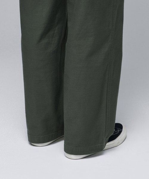 MUSINSA STANDARD（ムシンサスタンダード）の「ワイドレプリカファティーグパンツ[カーキ]（その他パンツ・メンズ・その他・26/33/34/36/38/40/42/27/28/29/30/31/32）」の8枚目の写真