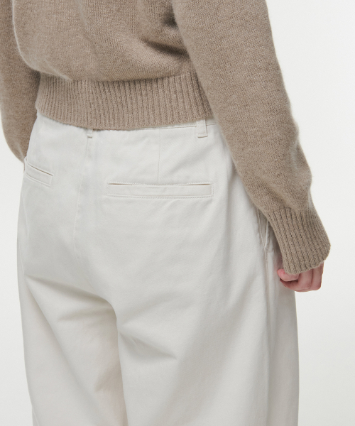MUSINSA STANDARD WOMAN（ムシンサスタンダードウーマン）の「レディースワイドチノパンツ【クリーム】（その他パンツ・レディース・その他・30/24/25/26/27/28/29）」の10枚目の写真