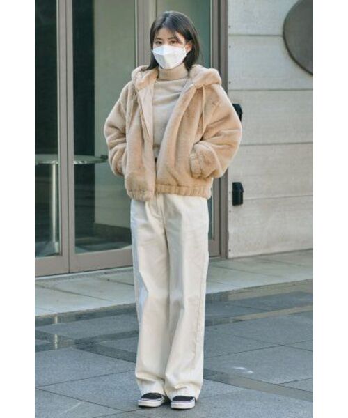 MUSINSA STANDARD WOMAN（ムシンサスタンダードウーマン）の「レディースワイドチノパンツ【クリーム】（その他パンツ・レディース・その他・30/24/25/26/27/28/29）」の3枚目の写真