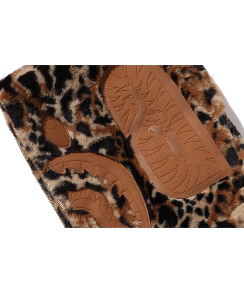 A BATHING APE（アベイシングエイプ）の「WILD LEOPARD PATTERN FAUX FUR SHARK FULL ZIP JACKET（ブルゾン・メンズ・グレー/ベージュ・MEDIUM/LARGE/SMALL/X-LARGE）」の16枚目の写真