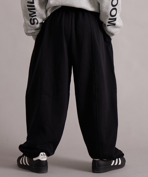 PAIRMANON STREET（ペアマノンストリート）の「裏毛 切替ボリュームスウェットパンツ【PAIRMANON STREET】（スウェットパンツ・キッズ・レッド/グレー/ブラック・100/110/120/130/140/150/160/90）」の5枚目の写真