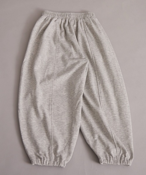 PAIRMANON STREET（ペアマノンストリート）の「裏毛 切替ボリュームスウェットパンツ【PAIRMANON STREET】（スウェットパンツ・キッズ・レッド/グレー/ブラック・100/110/120/130/140/150/160/90）」の16枚目の写真