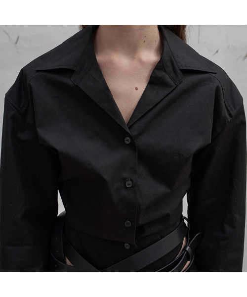 LCDC TM(エルシーディーシーティーエム)の「TWISTED-DETAIL SHIRT (BLACK)(シャツ/ブラウス・レディース・ブラック・SMALL/MEDIUM)」の5枚目の写真