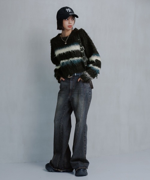 PAGEBOY（ページボーイ）の「シャギーマルチボーダーショートプルオーバー（ニット/セーター・レディース・グレー/ブラック/ブラウン・FREE）」の4枚目の写真