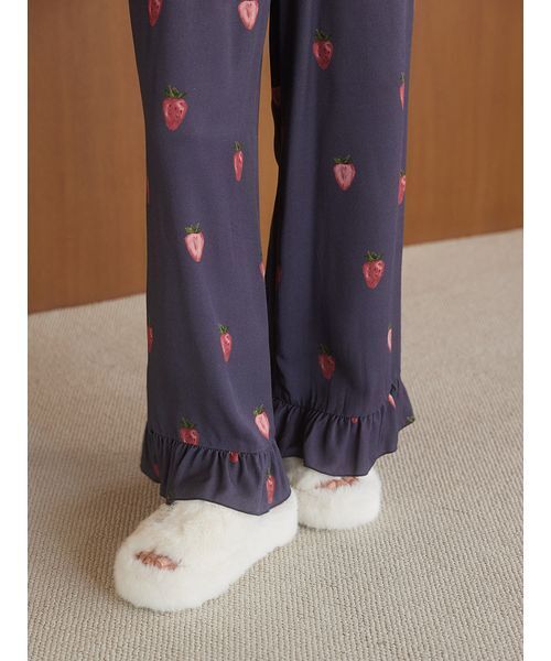 セール】ストロベリー柄ツイルロングパンツ（ルームウェア/パジャマ