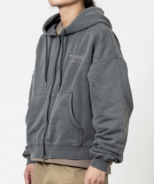 at】〔THRASHER/スラッシャー〕ダメージデニムアップリケ ピグメント