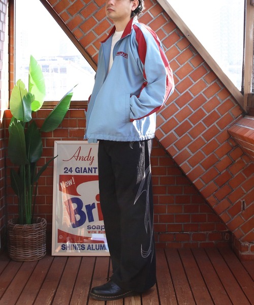 ８(eight)（エイト）の「ウェーブ切替ナイロンブルゾン（ブルゾン・メンズ・サックスブルー/ブラック/ブルー・MEDIUM/LARGE）」の6枚目の写真