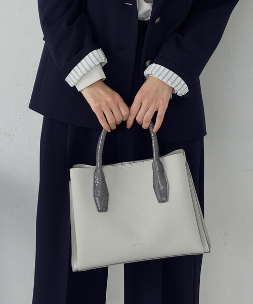 MONO COMME CA(モノコムサ)の「型押しハンドルバッグ(ハンドバッグ・レディース・ベージュ/ブラック/グレー・FREE)」の13枚目の写真