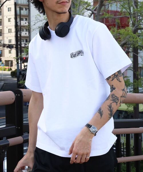 BEN DAVIS(ベンデイビス)の「【BEN DAVIS(ベンデイビス)】OLD SIGN VNTG TEE / Tシャツ クルーネック ワンポイント シンプル ユニセックス 加工(Tシャツ/カットソー・メンズ・ネイビー/ホワイト/ブラック・X-LARGE/LARGE/MEDIUM)」の6枚目の写真