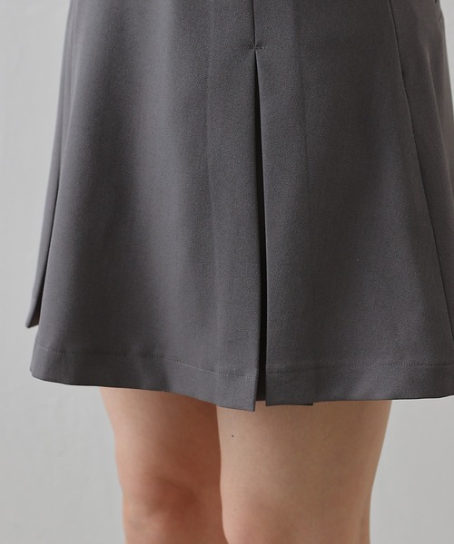 COLONY 2139（コロニートゥーワンスリーナイン）の「ミニプリーツスカート（スカート・レディース・ブラック/グレー・SMALL/MEDIUM）」の19枚目の写真