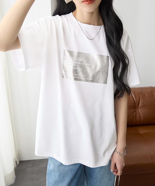ReDial(リダイアル)の「活躍!箔プリントTシャツ(Tシャツ/カットソー・レディース・オフホワイト/ブラック・M/L/LL/3L)」の3枚目の写真