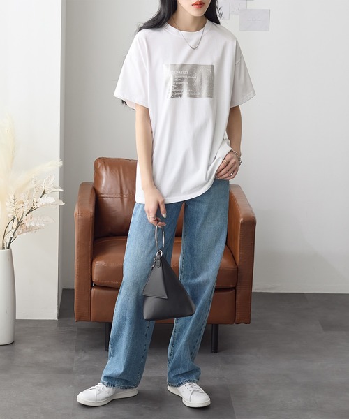 ReDial(リダイアル)の「活躍!箔プリントTシャツ(Tシャツ/カットソー・レディース・オフホワイト/ブラック・M/L/LL/3L)」の5枚目の写真