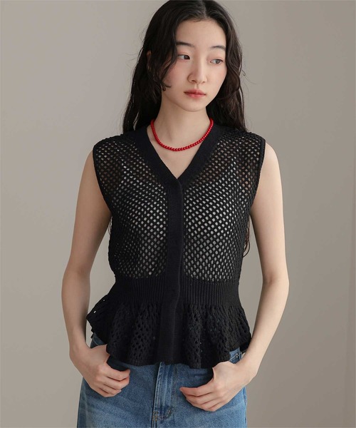 miette(ミエット)の「透かし編みノースリペプラムニット(ニット/セーター・レディース・ブラック/ベージュ/ブラウン/グレー・M/S)」の8枚目の写真