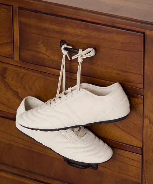 forksy.(フォルクシー)の「【forksy.】スエード調キルティングレースアップスニーカー(スニーカー・レディース・ブラック/オフホワイト・L/M/S)」の13枚目の写真