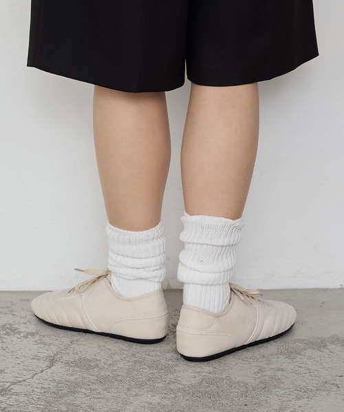 forksy.(フォルクシー)の「【forksy.】スエード調キルティングレースアップスニーカー(スニーカー・レディース・ブラック/オフホワイト・L/M/S)」の19枚目の写真