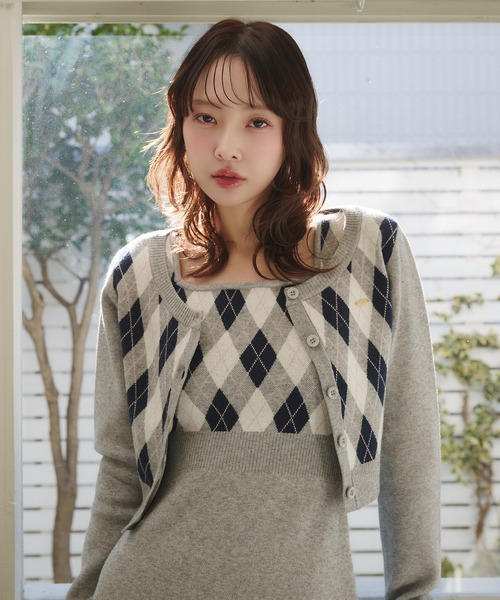 fupel(フぺル)の「argyle knit setup / アーガイルニットセットアップ(セットアップ・レディース・アイボリー/グレー・FREE)」の16枚目の写真
