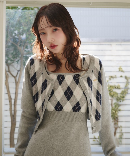 fupel(フぺル)の「argyle knit setup / アーガイルニットセットアップ(セットアップ・レディース・アイボリー/グレー・FREE)」の18枚目の写真