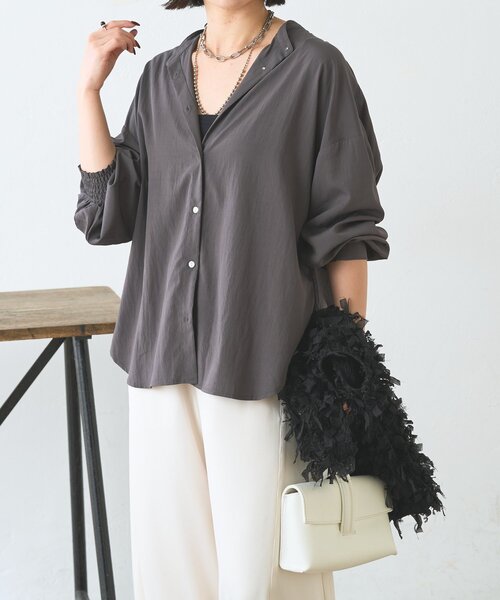 Jena espace merveilleux（ジェナ　エスパスメルヴェイユ）の「【リバイバル】後ろヨークラッフルシャツ（シャツ/ブラウス・レディース・ミント/チャコールグレー/オフホワイト・FREE）」の19枚目の写真