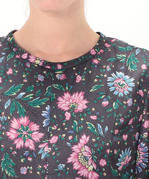 SOULEIADO（ソレイアード）の「ポリエステルサテンプリント ソフトマーメイドワンピース（ワンピース・レディース・グレー系その他2・36）」の5枚目の写真