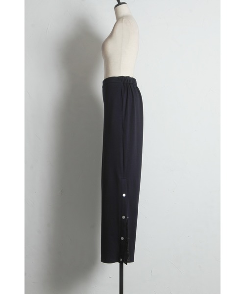 ARVELLIA(アルベリア)の「LACE REVEAL SNAP PANTS(その他パンツ・レディース・ネイビー/ブラック・M)」の20枚目の写真