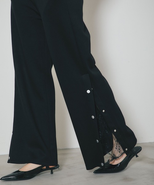 ARVELLIA(アルベリア)の「LACE REVEAL SNAP PANTS(その他パンツ・レディース・ネイビー/ブラック・M)」の5枚目の写真