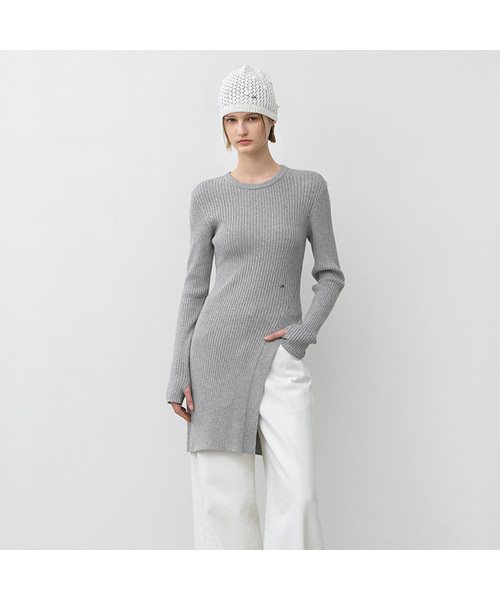 ATELIER NAIN(アトリエナイン)の「UNBAL RIBBED SLIM KNIT(T-7032)(ニット/セーター・レディース・ブラック/グレー・FREE)」の1枚目の写真