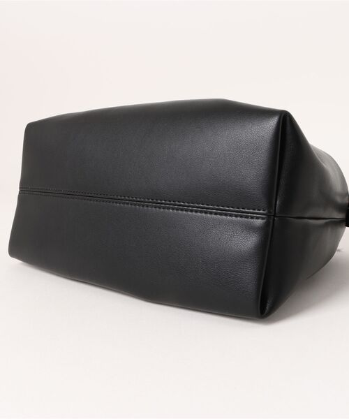 A.P.C.（アーペーセー）の「SAC NINON（トートバッグ・レディース・ブラック・ONESIZE）」の3枚目の写真