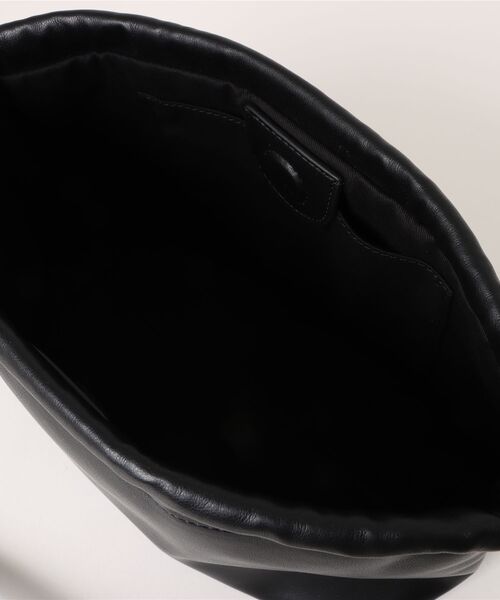 A.P.C.（アーペーセー）の「SAC NINON（トートバッグ・レディース・ブラック・ONESIZE）」の4枚目の写真