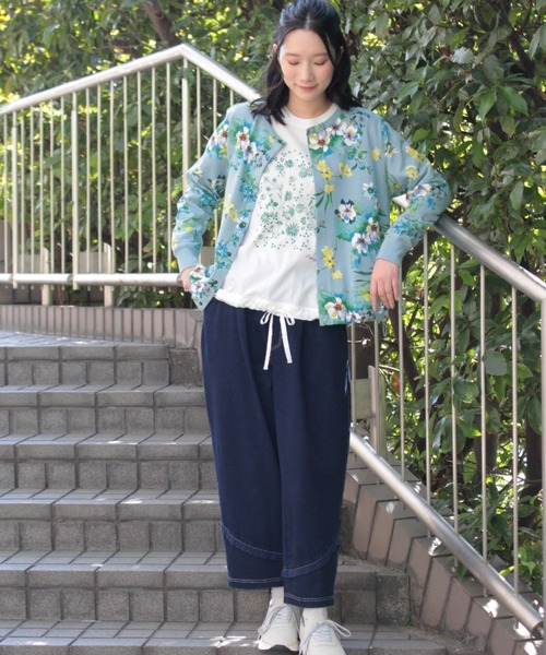 SUPER HAKKA（スーパーハッカ）の「インレイデニムストレッチ＋レース　オーバルパンツ（デニムパンツ・レディース・ネイビー/ブルー・M/S）」の9枚目の写真