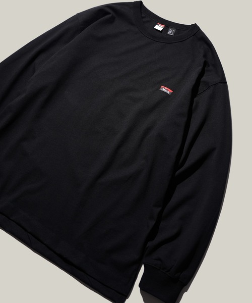 NANGA(ナンガ)の「NANGA / ナンガ ECO HYBRID BOX LOGO EMBROIDERY L/S TEE (UNISEX) エコハイブリッド ボックスロゴ エンブロイダリー ロングスリーブTシャツ(Tシャツ/カットソー・メンズ・ホワイト/ネイビー/ブラック・MEDIUM/LARGE/X-LARGE)」の2枚目の写真