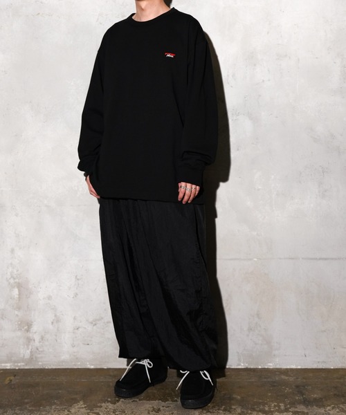 NANGA(ナンガ)の「NANGA / ナンガ ECO HYBRID BOX LOGO EMBROIDERY L/S TEE (UNISEX) エコハイブリッド ボックスロゴ エンブロイダリー ロングスリーブTシャツ(Tシャツ/カットソー・メンズ・ホワイト/ネイビー/ブラック・MEDIUM/LARGE/X-LARGE)」の6枚目の写真