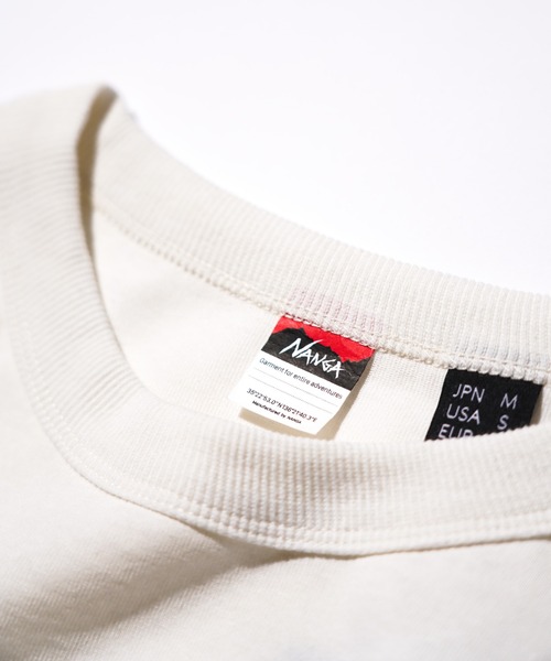 NANGA(ナンガ)の「NANGA / ナンガ ECO HYBRID BOX LOGO EMBROIDERY L/S TEE (UNISEX) エコハイブリッド ボックスロゴ エンブロイダリー ロングスリーブTシャツ(Tシャツ/カットソー・メンズ・ホワイト/ネイビー/ブラック・MEDIUM/LARGE/X-LARGE)」の10枚目の写真
