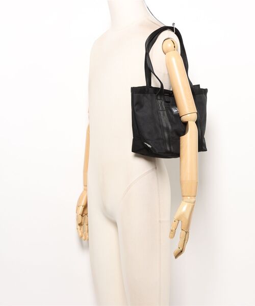 NEW ERA(ニューエラ)の「NEW ERA/ニューエラ トートバック TOTE BAG M 1680D BLK 251 14521301(トートバッグ・メンズ・ブラック・FREE)」の12枚目の写真