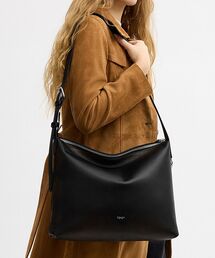 COACH(�R�[�`)�̃��b�g ���b�Z���W���[ �o�b�O 38�E���u�h ���U�[(���b�Z���W���[�o�b�O)